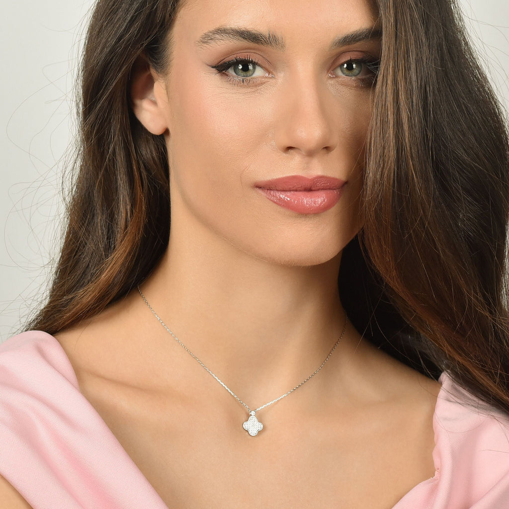 Collana in argento con fiore punto luce e zirconi Melitea