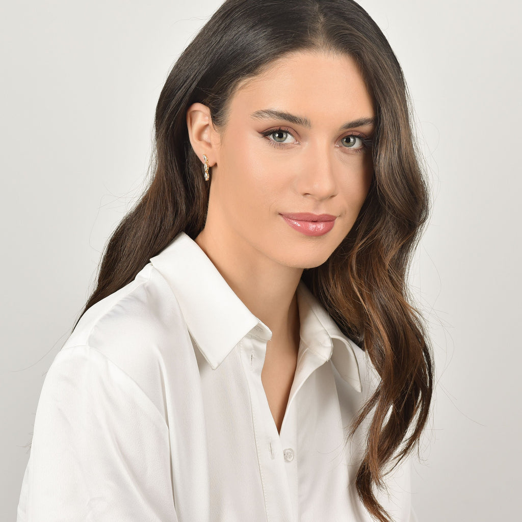 ORECCHINI IN ARGENTO IP GOLD CON ZIRCONI BIANCHI Melitea