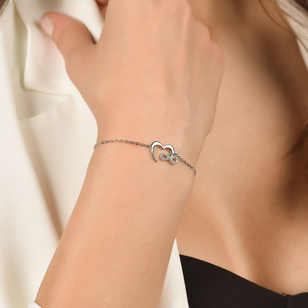 SILVER BRACELET WITH HEART AND INFINITE Melitea